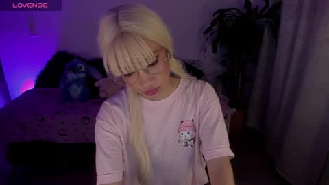 MissNatis online show from 11/09/25, 01:37