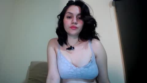 Snapshot of nataly__portman__ chatting on 10/22/25, 05:56 Nataly online show from 10/22/25, 05:56