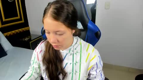 Nataly online show from 03/08/25, 12:20