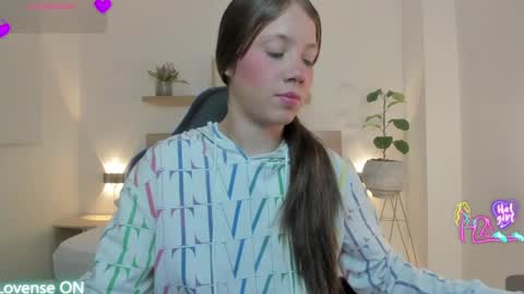 Snapshot of nataly_rodri chatting on 03/28/26, 02:00 Nataly online show from 03/28/26, 02:00