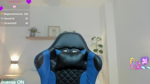 Snapshot of nataly_rodri chatting on 04/11/26, 07:45 Nataly online show from 04/11/26, 07:45