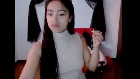 Nataly Escobar online show from 02/25/25, 03:05