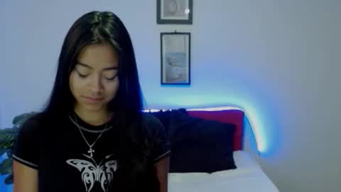 Nataly Escobar online show from 02/02/26, 01:32