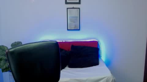 Nataly Escobar online show from 02/25/26, 03:10