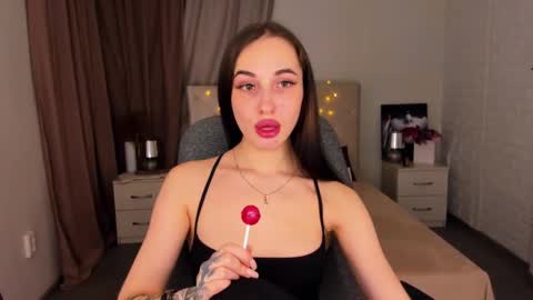 Nataly online show from 12/13/24, 09:57