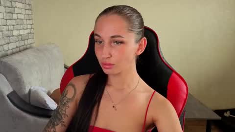 Snapshot of natalyfreman chatting on 03/17/26, 07:33 Nataly online show from 03/17/26, 07:33