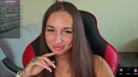 Snapshot of natalyfreman chatting on 06/19/26, 05:56 Nataly online show from 06/19/26, 05:56