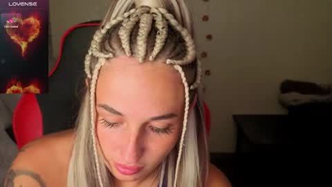 Snapshot of natalyfreman chatting on 07/19/26, 07:17 Nataly online show from 07/19/26, 07:17