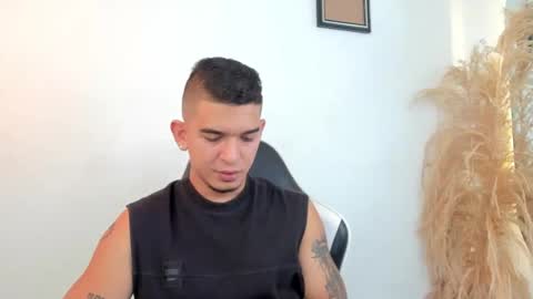 natan_77 online show from 11/25/25, 02:39