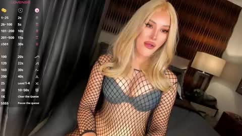 Snapshot of natasha2112 chatting on 03/18/26, 02:58 Natasha online show from 03/18/26, 02:58