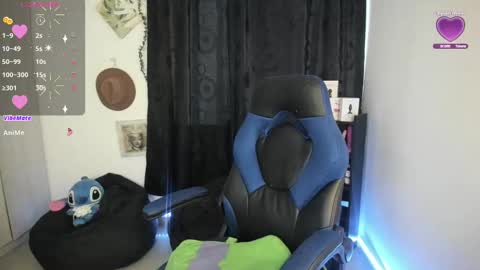 Natasha  online show from 02/10/25, 11:02