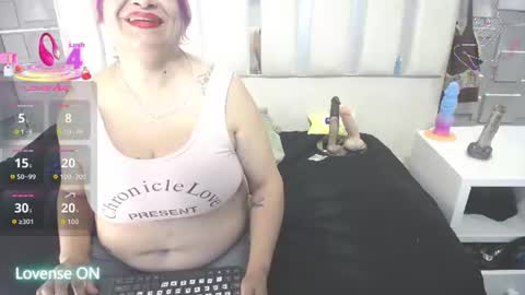 Snapshot of natasha_699 chatting on 06/19/26, 10:57 Natasha online show from 06/19/26, 10:57