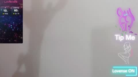 Snapshot of natasha__magics chatting on 02/21/25, 01:11 natasha__magics online show from 02/21/25, 01:11