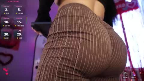 Snapshot of natasha__sccott chatting on 02/19/26, 06:37 Natasha Sccott online show from 02/19/26, 06:37