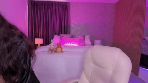 Natasha aniston1 online show from 05/28/26, 07:22