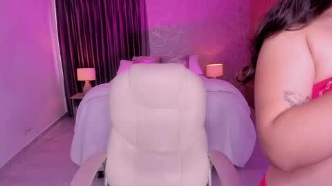 Natasha aniston1 online show from 06/01/26, 07:04