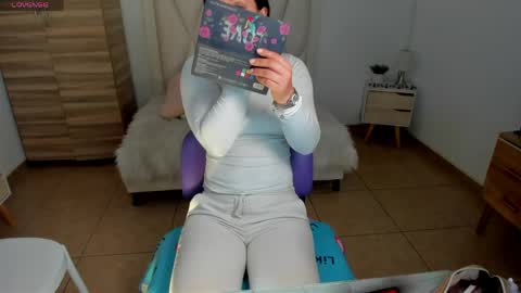 Snapshot of natasha_bernett chatting on 03/28/26, 03:55 Natasha Bernett online show from 03/28/26, 03:55