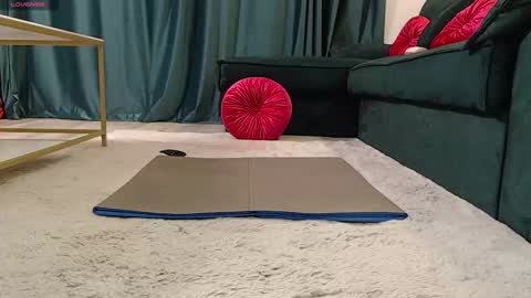 Naty  online show from 10/14/25, 08:09