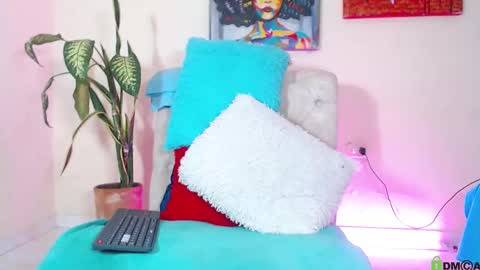 Natasha online show from 11/23/25, 01:38