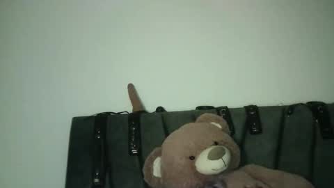 Snapshot of natasha_kein chatting on 11/05/25, 04:01 natalia online show from 11/05/25, 04:01