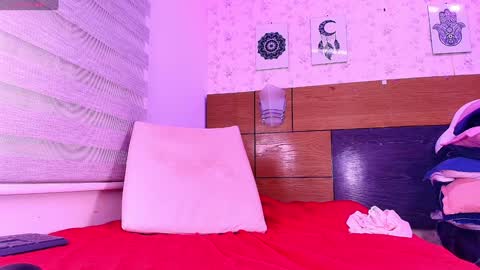 Snapshot of natasha_luna_ chatting on 01/30/25, 07:15 Natasha online show from 01/30/25, 07:15