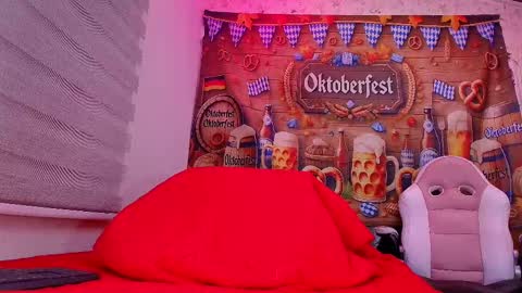 Snapshot of natasha_luna_ chatting on 09/20/25, 07:15 Natasha online show from 09/20/25, 07:15