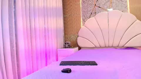 Snapshot of natasha_luna_ chatting on 11/04/25, 07:13 Natasha online show from 11/04/25, 07:13