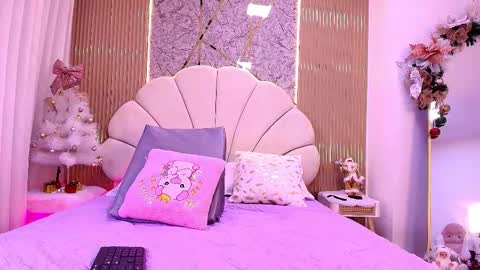 Snapshot of natasha_luna_ chatting on 11/24/25, 07:13 Natasha online show from 11/24/25, 07:13