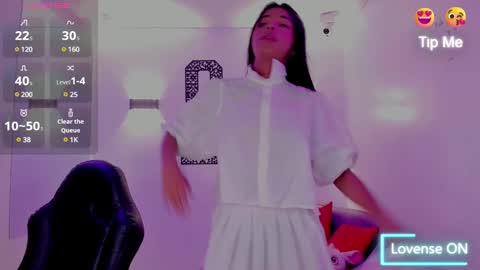 Natasha  online show from 12/18/24, 08:47