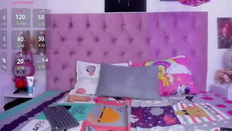 Snapshot of natasha_wishx chatting on 05/15/26, 09:00 natasha_wishx online show from 05/15/26, 09:00