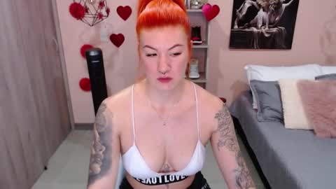 Snapshot of natasha_woo chatting on 02/22/25, 12:38 Nat online show from 02/22/25, 12:38