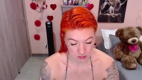 Snapshot of natasha_woo chatting on 02/22/25, 01:35 Nat online show from 02/22/25, 01:35