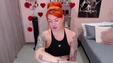 Snapshot of natasha_woo chatting on 02/25/25, 11:33 Nat online show from 02/25/25, 11:33