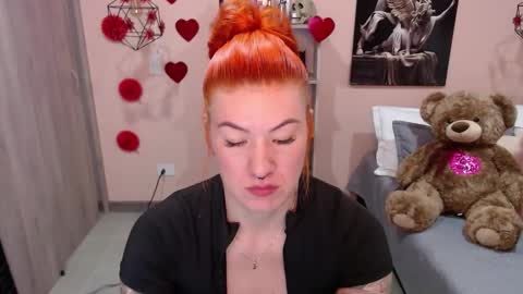 Snapshot of natasha_woo chatting on 03/01/25, 12:17 Nat online show from 03/01/25, 12:17