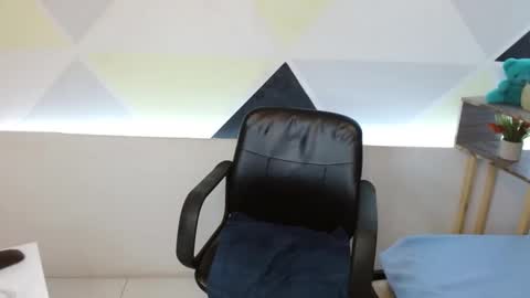 Snapshot of natashadormat chatting on 09/17/25, 02:08 natashadormat online show from 09/17/25, 02:08