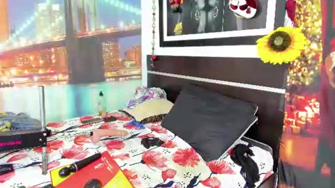 Snapshot of natashajimenez chatting on 01/07/25, 11:14 Natasha January 13 my Birthday online show from 01/07/25, 11:14