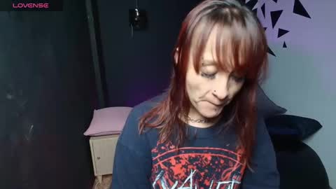 Natasha Mason online show from 12/05/25, 11:52