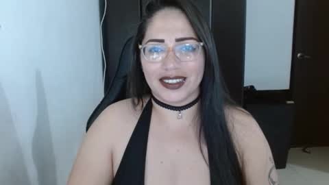 Natasha Smithe  online show from 11/09/25, 08:29