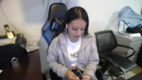 Natashax  online show from 02/08/25, 03:10