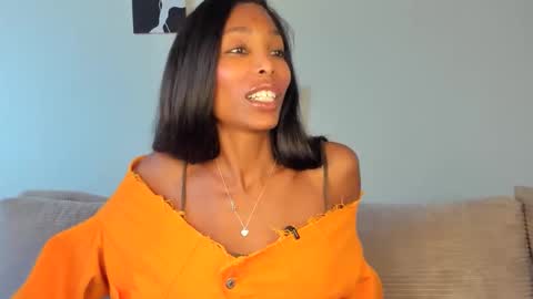 Snapshot of natassiadreamsxxx chatting on 03/27/26, 11:59 Natassia Dreams online show from 03/27/26, 11:59