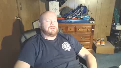 Snapshot of nate_b99 chatting on 11/15/25, 06:15 Nate online show from 11/15/25, 06:15