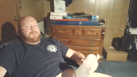 Snapshot of nate_b99 chatting on 04/28/26, 10:37 Nate online show from 04/28/26, 10:37
