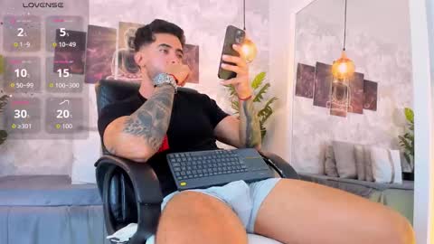 Snapshot of nate_franco chatting on 12/13/25, 09:09 Nate Franco online show from 12/13/25, 09:09