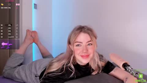 Snapshot of natehalll chatting on 02/15/25, 02:11 NATE online show from 02/15/25, 02:11