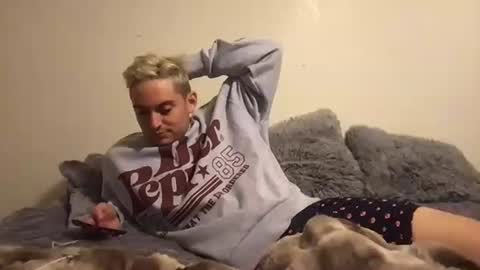 natetheexplorer online show from 11/19/25, 06:46