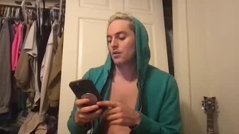 natetheexplorer online show from 12/04/25, 03:27