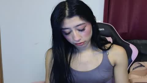 Snapshot of nath1_ chatting on 04/26/26, 04:21 NATHALIA online show from 04/26/26, 04:21