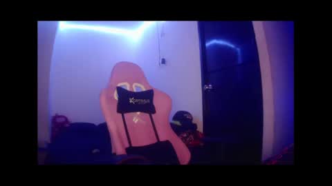 nath_hotboy666 online show from 10/11/25, 04:33