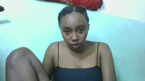 natha259706 online show from 05/06/26, 04:19