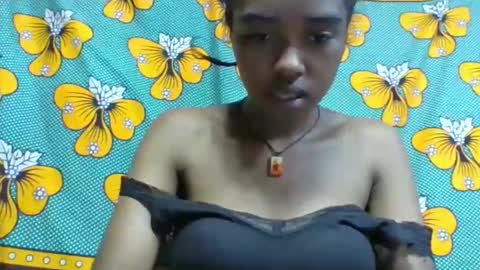 Snapshot of nathaaldy chatting on 04/19/26, 02:49 nathaaldy online show from 04/19/26, 02:49